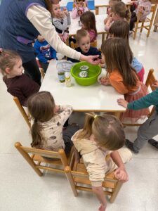 Aktivnost u sklopu projekta Vrtić zdravlja – izrada prirodne kozmetike